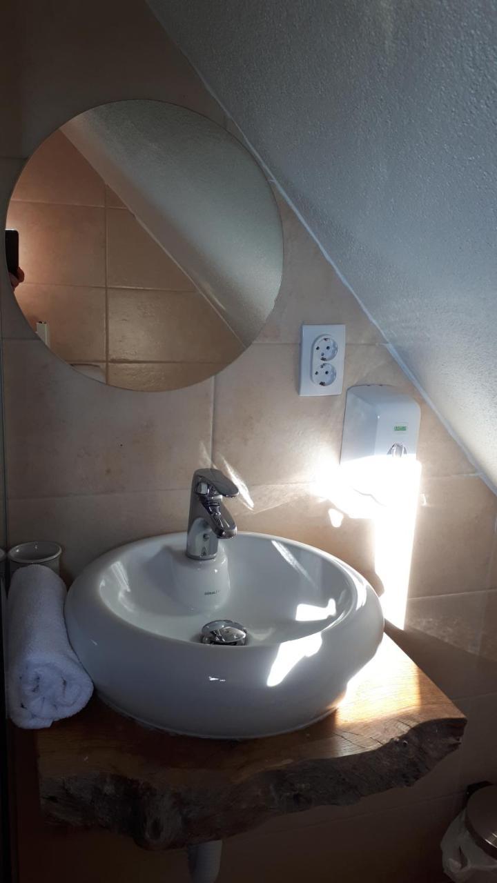 Konoba Ognjiste Bed & Breakfast Sokolac  Екстериор снимка