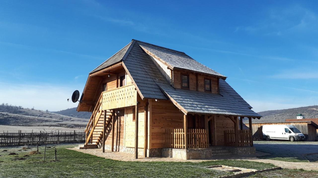 Konoba Ognjiste Bed & Breakfast Sokolac  Екстериор снимка