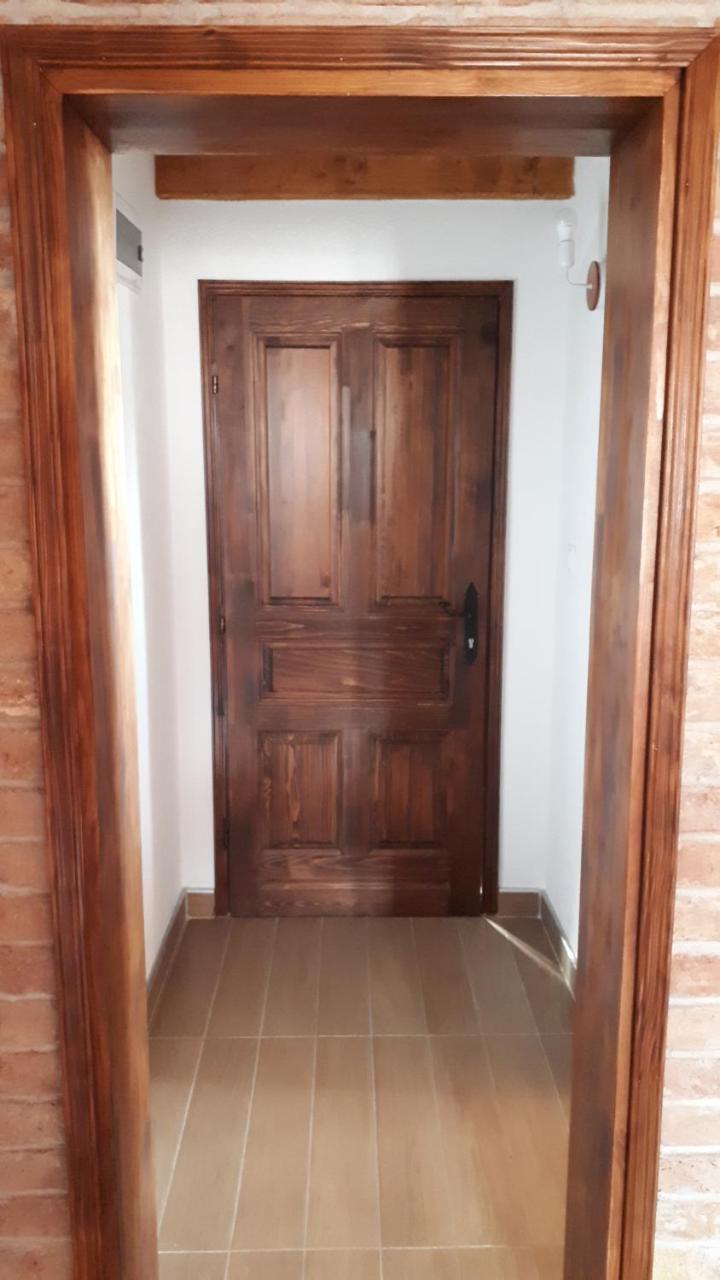 Konoba Ognjiste Bed & Breakfast Sokolac  Екстериор снимка