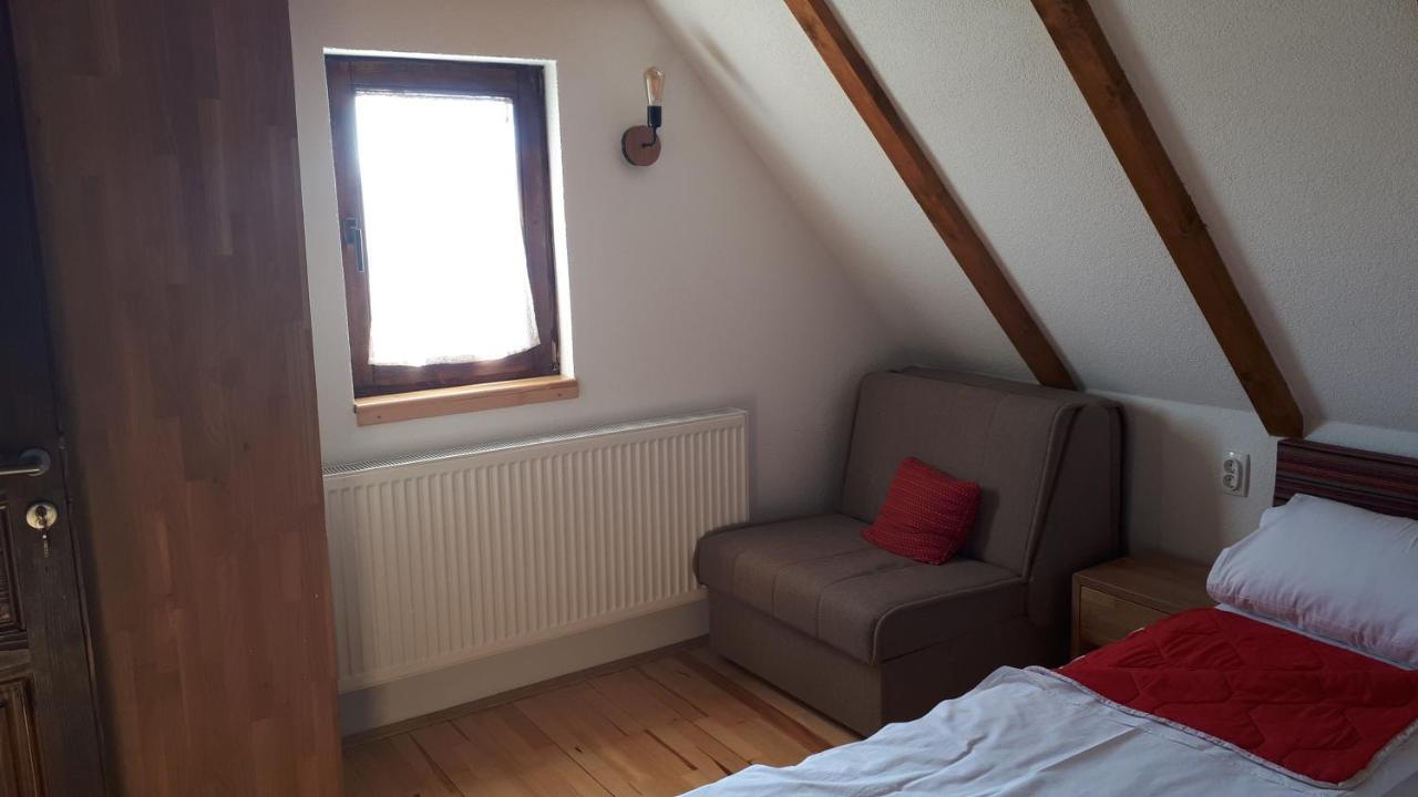 Konoba Ognjiste Bed & Breakfast Sokolac  Екстериор снимка