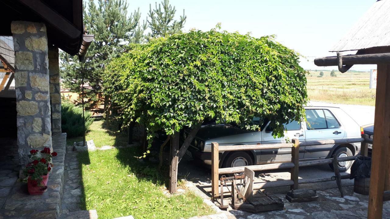 Konoba Ognjiste Bed & Breakfast Sokolac  Екстериор снимка