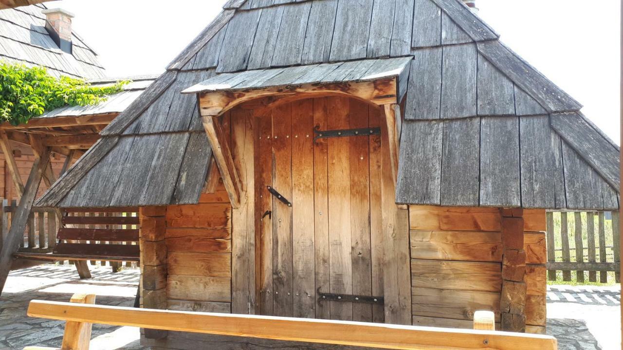 Konoba Ognjiste Bed & Breakfast Sokolac  Екстериор снимка