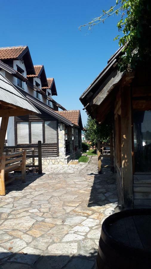 Konoba Ognjiste Bed & Breakfast Sokolac  Екстериор снимка